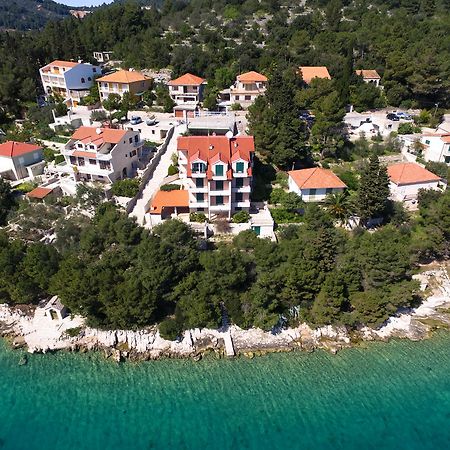 Apartments Vala Vela Luka Bagian luar foto