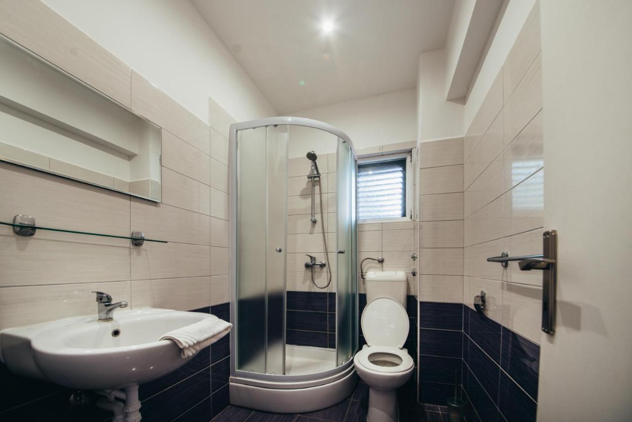 Apartments Vala Vela Luka Bagian luar foto