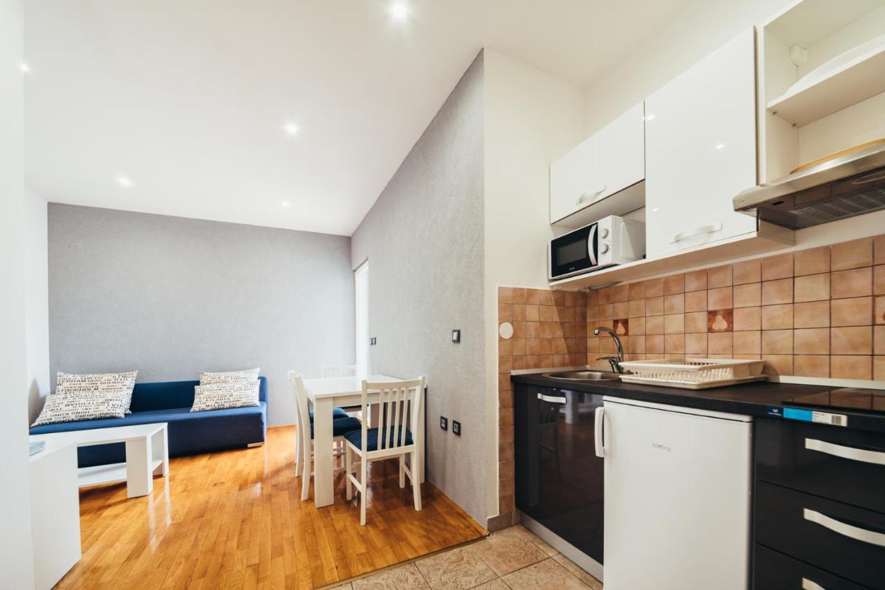 Apartments Vala Vela Luka Bagian luar foto