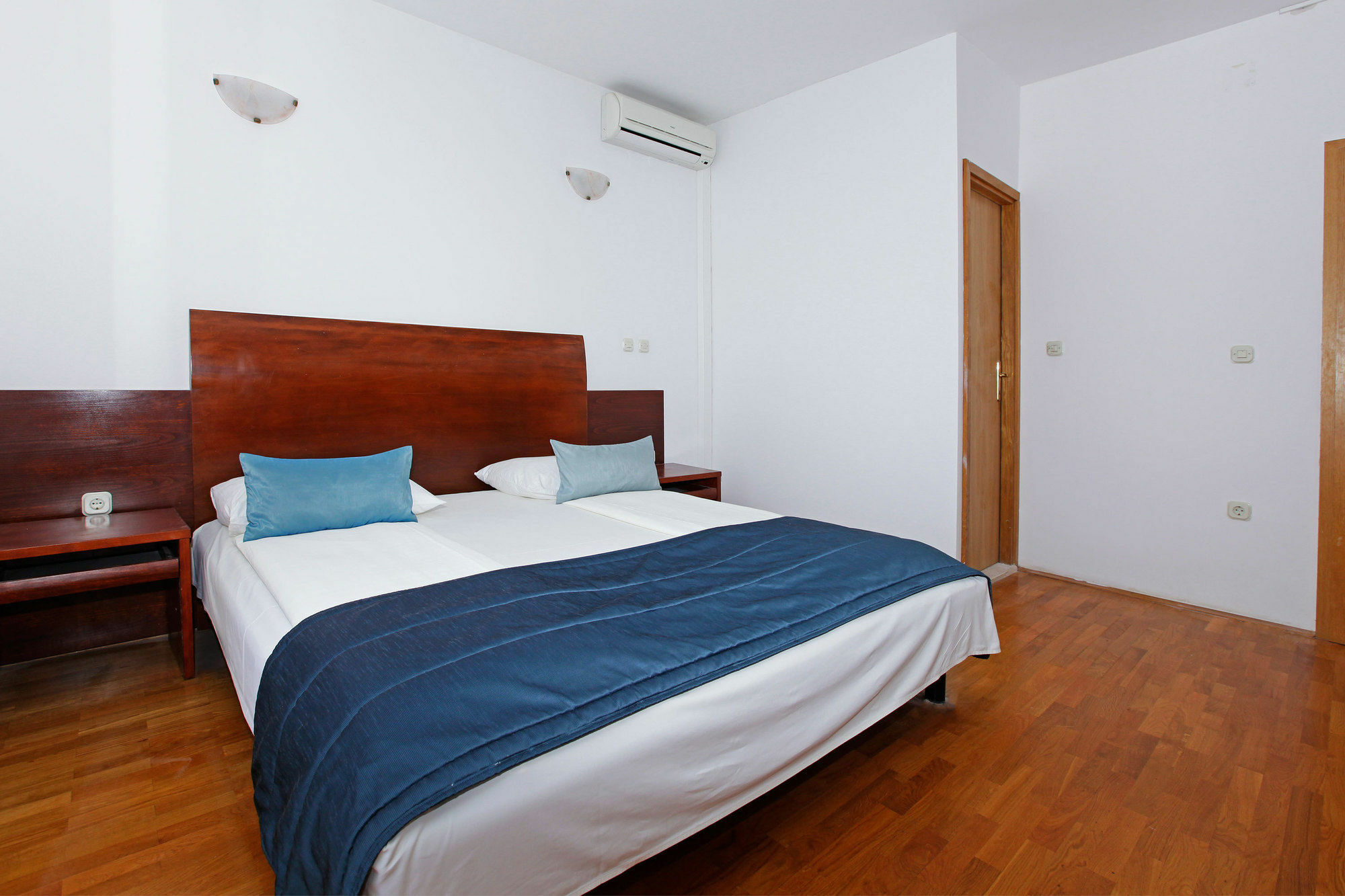 Apartments Vala Vela Luka Bagian luar foto