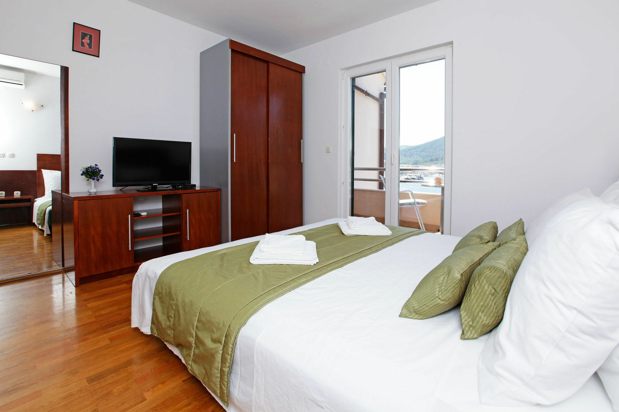 Apartments Vala Vela Luka Bagian luar foto
